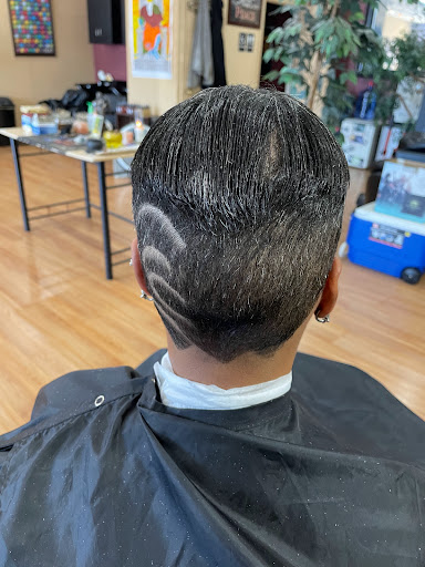 Beauty Salon «8 Cuts Hair Salon», reviews and photos, 159 S Telegraph Rd, Pontiac, MI 48341, USA