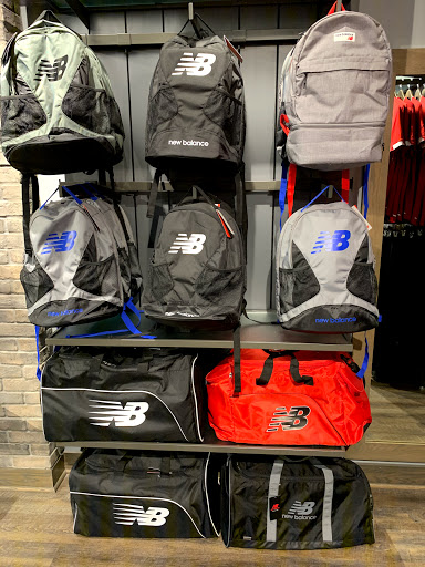 Shoe Store «New Balance Alderwood», reviews and photos, 3000 184th St SW #200, Lynnwood, WA 98037, USA