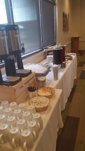 Grocery Store «Farmview Market», reviews and photos, 2610 Eatonton Rd, Madison, GA 30650, USA