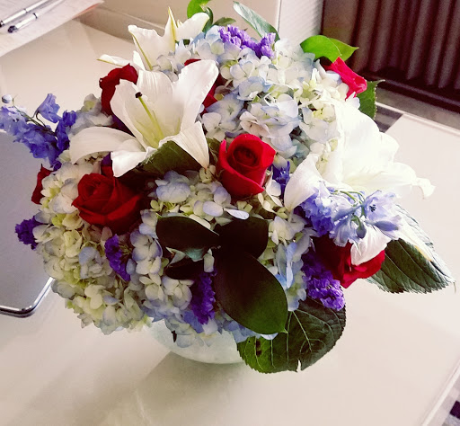 Florist «Flower & Gifts By Renee», reviews and photos, 6914 Schaefer Rd, Dearborn, MI 48126, USA