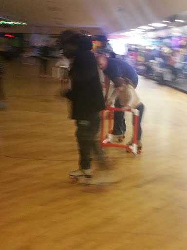 Roller Skating Rink «Carousel Family Fun Center - Whitman», reviews and photos, 1055 Auburn St, Whitman, MA 02382, USA