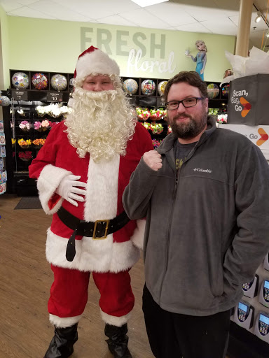 Shopping Mall «Eastgate Shopping Center», reviews and photos, 26270 Gratiot Ave, Roseville, MI 48066, USA