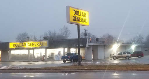 Discount Store «Dollar General», reviews and photos, 1304 N Walnut St, Hartford City, IN 47348, USA