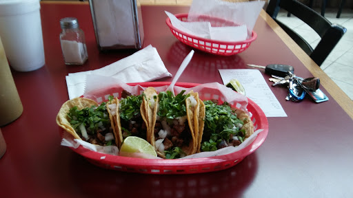 Grocery Store «Super Mercados El Guero», reviews and photos, 850 N Farnsworth Ave, Aurora, IL 60505, USA