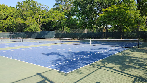 Park «Crocheron Park», reviews and photos, 214-41 34th Ave, Bayside, NY 11361, USA