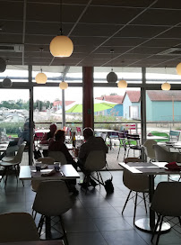 Atmosphère du Restaurant français Restaurant du Port à Decize - n°3