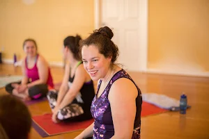 New Hampshire Power Yoga image