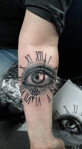 Tattoo Shop «Absolute Tattoo», reviews and photos, 1212 S Kansas Ave, Topeka, KS 66612, USA