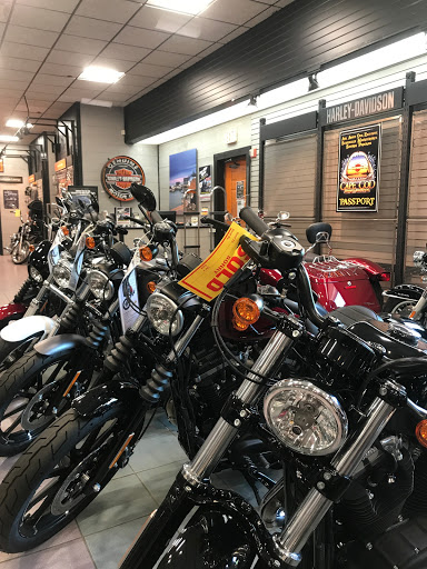 Motorcycle Dealer «Cape Cod Harley-Davidson», reviews and photos, 750 MacArthur Blvd, Pocasset, MA 02559, USA