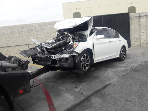 Auto Body Shop «Royal Coaches Auto Body & Towing», reviews and photos, 14827 Ramona Blvd, Baldwin Park, CA 91706, USA