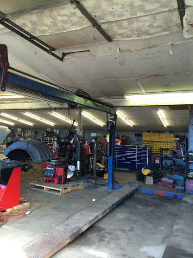 Auto Repair Shop «Neptune Auto Care», reviews and photos, 11 Vernon Ave, Mastic, NY 11950, USA
