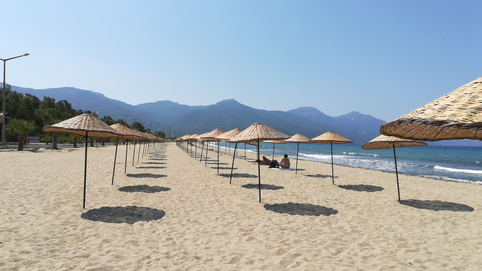 Photo de Kusadasi beach II avec plage spacieuse