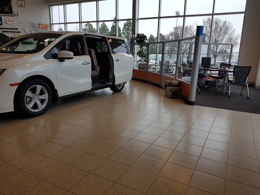 Honda Dealer «Leith Honda», reviews and photos, 3940 Capital Hills Dr, Raleigh, NC 27616, USA