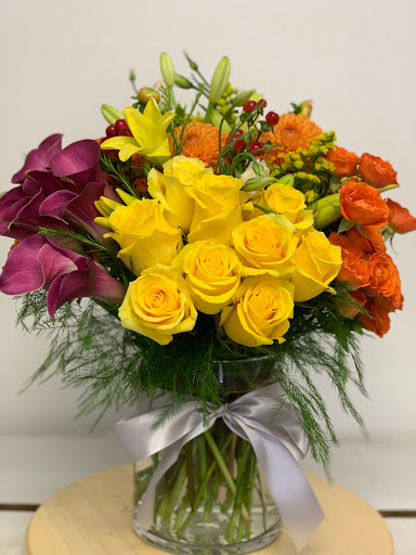 Florist «Maya Studio Florist», reviews and photos, 1530 E Thackery Ave, West Covina, CA 91791, USA