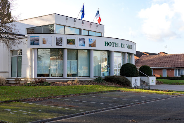 Extérieur hôtels Hotel De Ville 59211 Santes