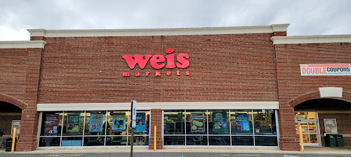 Grocery Store «Weis», reviews and photos, 883 Russell Ave, Gaithersburg, MD 20879, USA