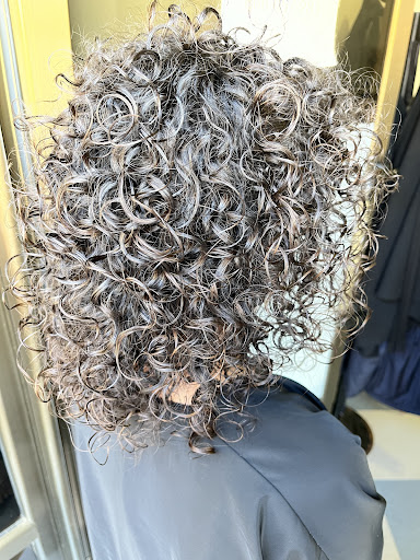 Peluquería Antoral en Oviedo, Oviedo