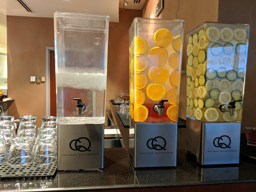 Lounge «The Club at SEA - Concourse A», reviews and photos, 11 Air Cargo Rd, SeaTac, WA 98158, USA