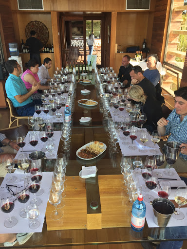 Wine Bar «WineStyles of West Des Moines», reviews and photos, 5515 Mills Civic Pkwy #120, West Des Moines, IA 50266, USA