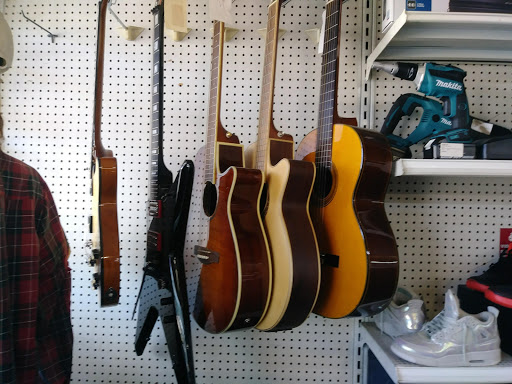 Pawn Shop «Mr Money Pawn & Gun Inc», reviews and photos, 3315 E Hillsborough Ave, Tampa, FL 33610, USA