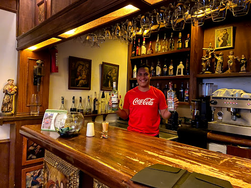 Chilean bars in Quito