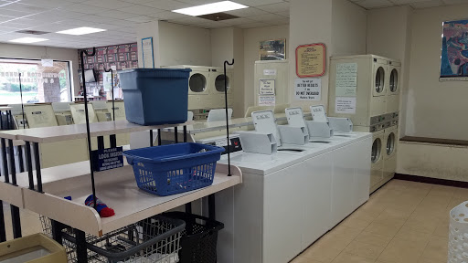 Laundromat «Worthington Laundry & Dry Cleaner», reviews and photos, 1101 Worthington Woods Blvd, Worthington, OH 43085, USA