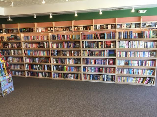 Book Store «Walls of Books», reviews and photos, 7739 Tylers Pl Blvd, West Chester Township, OH 45069, USA