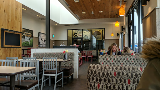 Fast Food Restaurant «Chick-fil-A», reviews and photos, 7101 Kingery Hwy, Willowbrook, IL 60527, USA