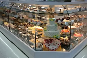 Oasiss Desserts, Ghatkopar image