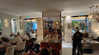 Atmosphère du Restaurant libanais Byblos by yahabibi 6 rue de France Nice - n°10