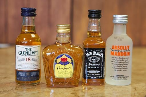 Liquor Store «LOL LIQUORS», reviews and photos, 12107 Toepperwein Rd #6, Live Oak, TX 78233, USA