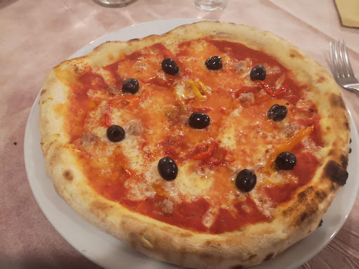 Bella Napoli Ristorante Pizzeria Affittacamere in Amandola, Provincia di Fermo