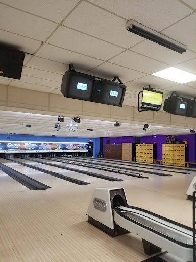 Restaurant «Strike Time Restaurant & Lanes», reviews and photos, 11 S Grand Ave, Neillsville, WI 54456, USA