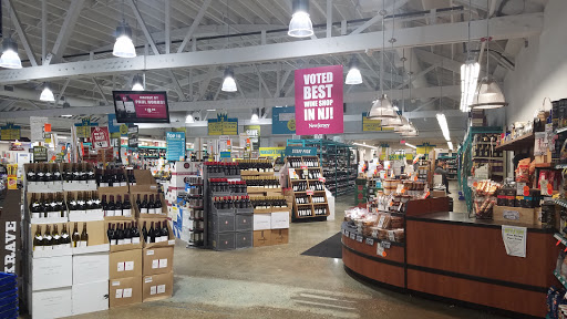 Liquor Store «East Windsor Bottle King», reviews and photos, 385 US-130, East Windsor, NJ 08520, USA