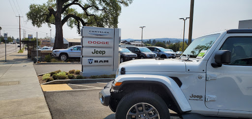 Jeep Dealer «McConnell Chrysler Dodge Jeep Ram», reviews and photos, 1405 Healdsburg Ave, Healdsburg, CA 95448, USA