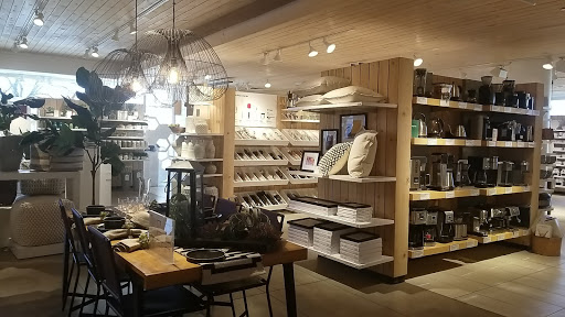 Furniture Store «Crate and Barrel», reviews and photos, 1200 Post Rd E, Westport, CT 06880, USA