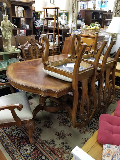 Thrift Store «Taste and See Thrift/Antiques», reviews and photos, 720 NY-25A, Rocky Point, NY 11778, USA