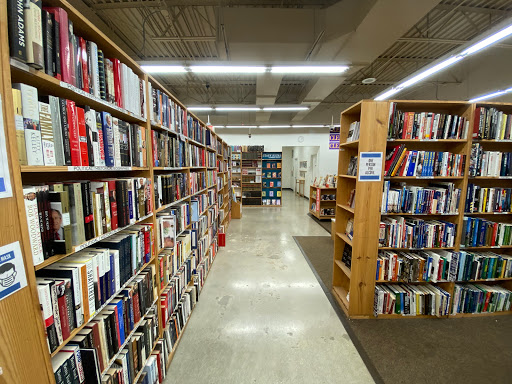 Book Store «Half Price Books», reviews and photos, 1328 Butterfield Rd, Downers Grove, IL 60515, USA