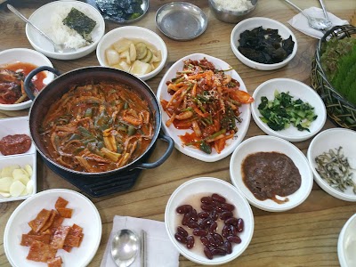 Photos of Four times anchovies ssambap