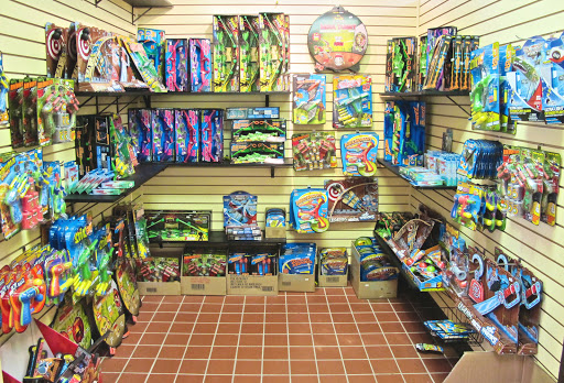 Outdoor Sports Store «Bear Mountain Outfitters Manly Toys And Hobbies», reviews and photos, 35 Hypolita St #105, St Augustine, FL 32084, USA