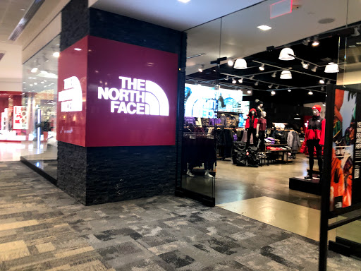 Clothing Store «The North Face», reviews and photos, 250 Granite St, Braintree, MA 02184, USA