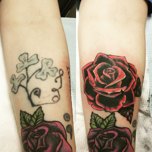 Find bright ideas tattoo and piercing reviews for your next unique tattoo in Carbondale at MsCandyTattoo