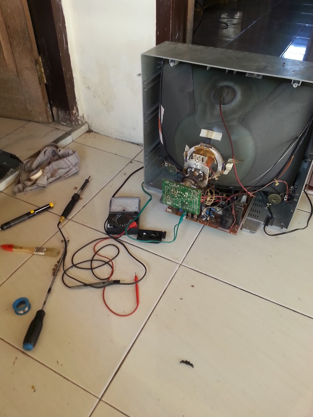 Servis electronic