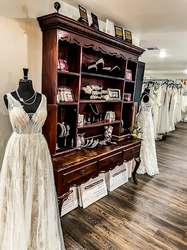 Boutique «Circle Park Bridal Boutique», reviews and photos, 4950 Keller Springs Rd #110, Addison, TX 75001, USA