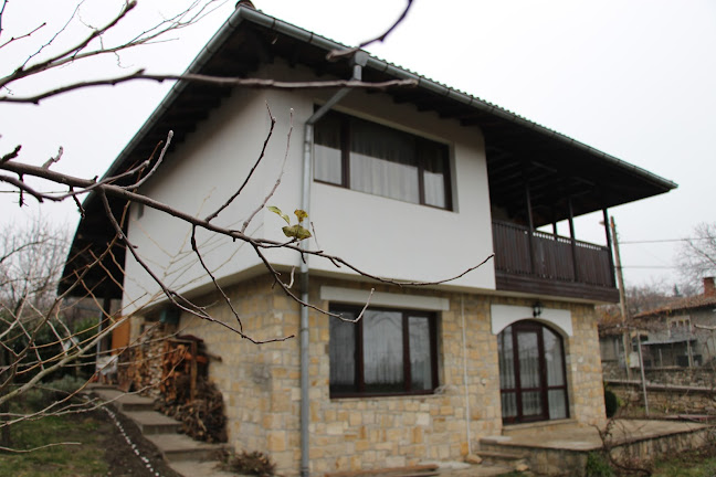 Къща за гости "Жълтица"