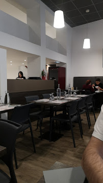 Atmosphère du Restaurant de nouilles (ramen) Restaurant Kyushu Ramen à Grenoble - n°2