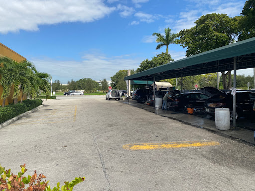 Car Wash «Kendall Campus Car Wash», reviews and photos, 10998 SW 104th St, Miami, FL 33176, USA