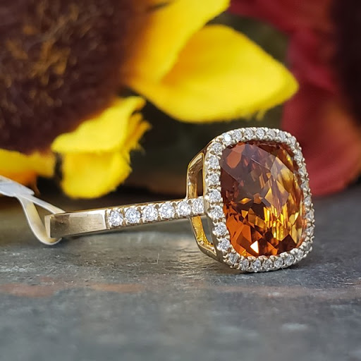 Jewelry Store «Georgetown Jewelers Inc», reviews and photos, 351 Georgetown Square, Wood Dale, IL 60191, USA