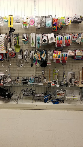 Department Store «Marshalls», reviews and photos, 533 S Broad St, Meriden, CT 06450, USA