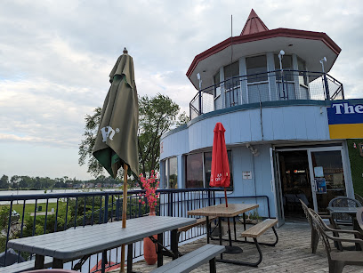 Light House Lounge & Grill